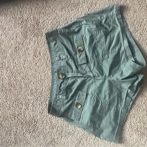 Vuori Green Women's Shorts